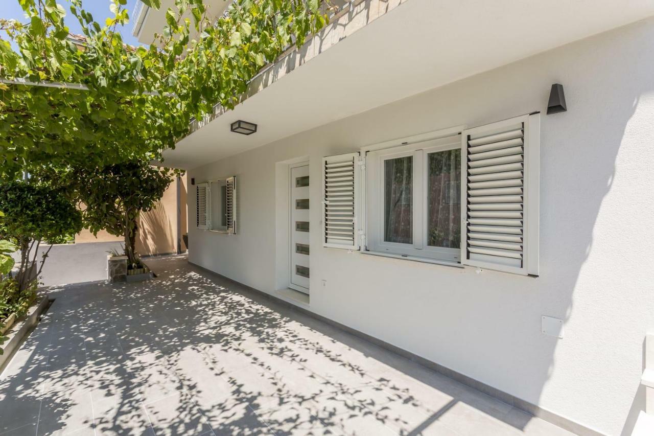 Luxury Apartment Beyond Stobreč Екстериор снимка